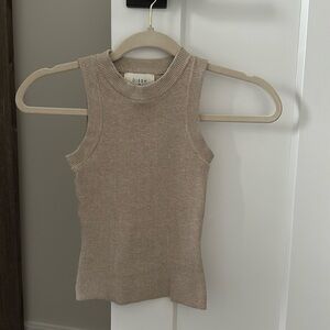 DISSH Ribbed Tank Top